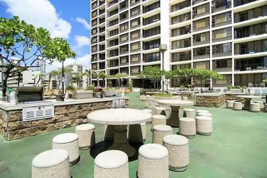 Oceanview Upper Floor Waikiki Condo With King Bed & Free Parking هونولولو 0*,  الولايات المتحدة الأمريكية