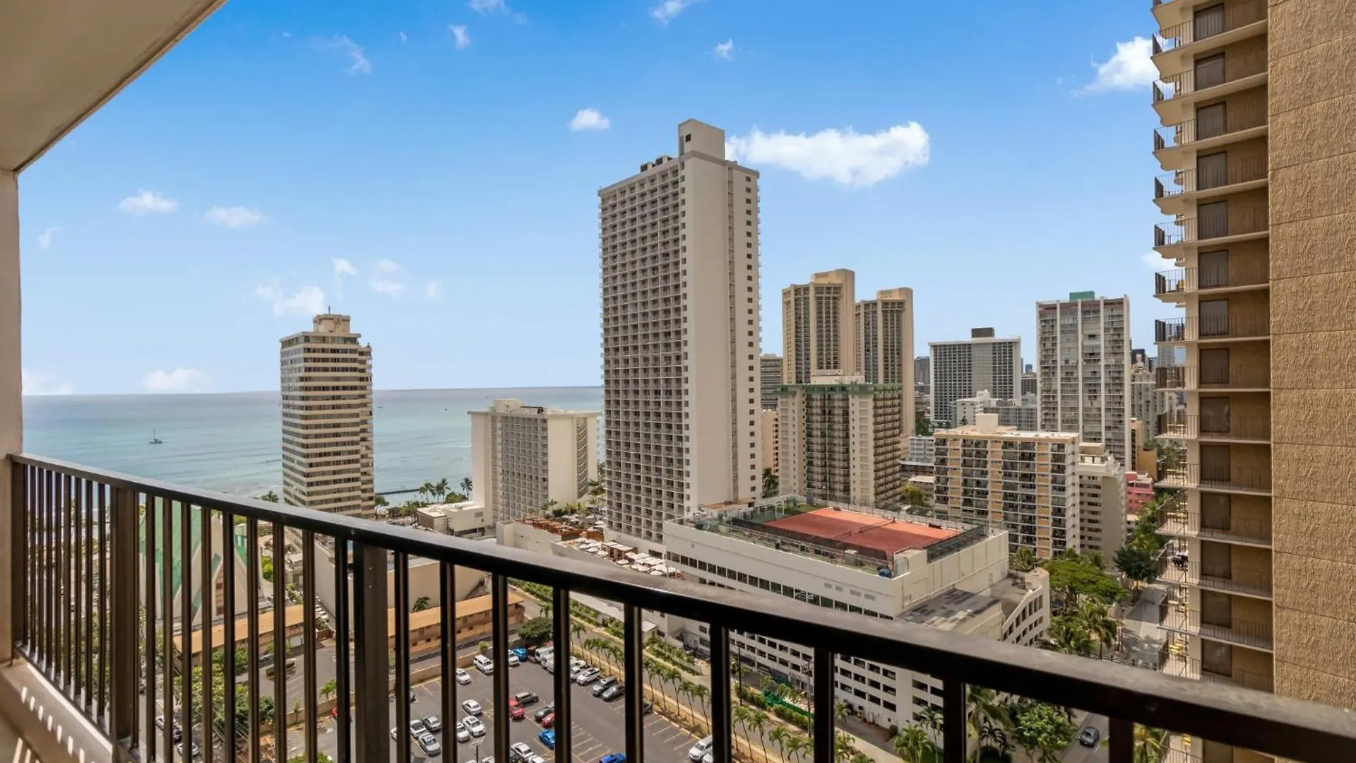 Oceanview Upper Floor Waikiki Condo With King Bed & Free Parking هونولولو 0*,  الولايات المتحدة الأمريكية